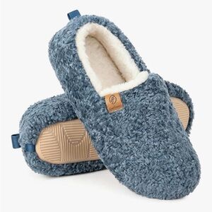 Cozy Blue Fuzzy Slippers